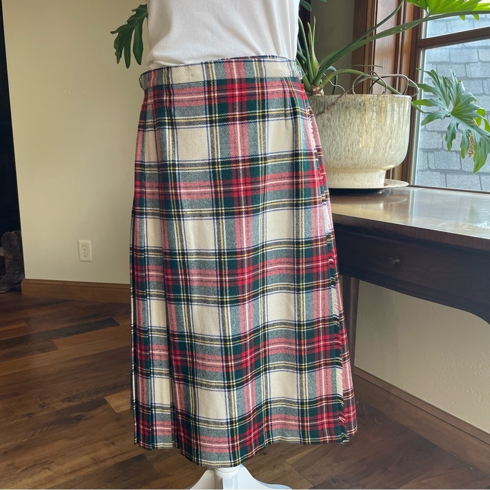 Vintage Deans of Scotland Red & Green Tartan Plaid True Wrap Pleated Midi Skirt